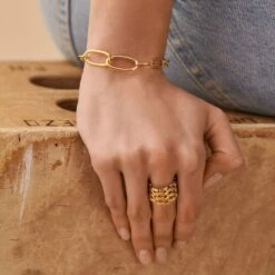 Bague Large MINUIT - Doré -AGATHA Soldes 02280033 157 52 M2